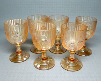 Vintage Jeanete Iris Herringbone Small wine Goblets