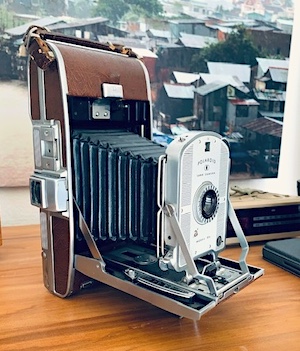 Vintage Polaroid Land Camera 95