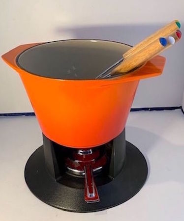 Le Creuset Volcanic Orange Fondue Set