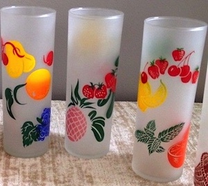 1970s Vintage Federal Fruty Glasses