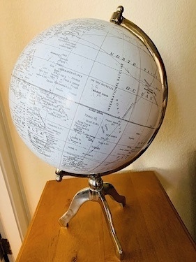 Vintage 1970s Replogle World Globe Light Up 