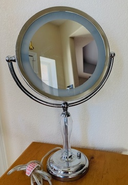 Makeup Lighted Mirror, 2-sided