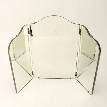 Vintage Tri-Panel Beveled Vanity Mirror