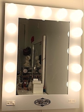 Hollywood Vanity Makeup Mirror