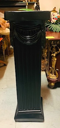 Black Pedestal