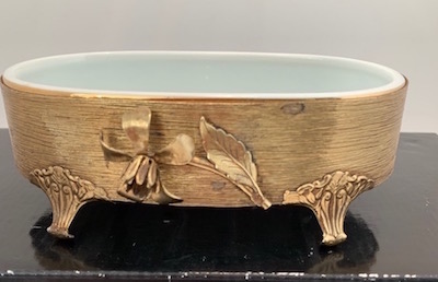 Stylebuilt Brass Soapdish 