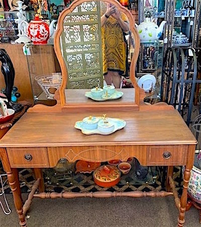 Vintage 1940s Wooden Vanity